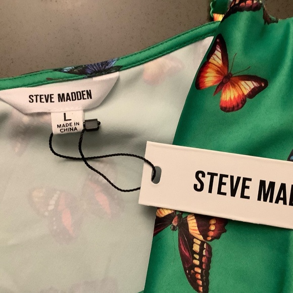 Steve Madden butterfly top - Picture 3 of 9